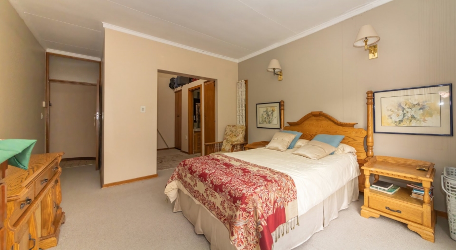 4 Bedroom Property for Sale in Jordania Free State